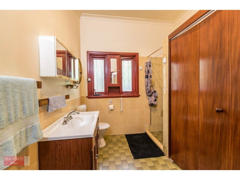 129 Walter Road East, Bassendean WA 6054