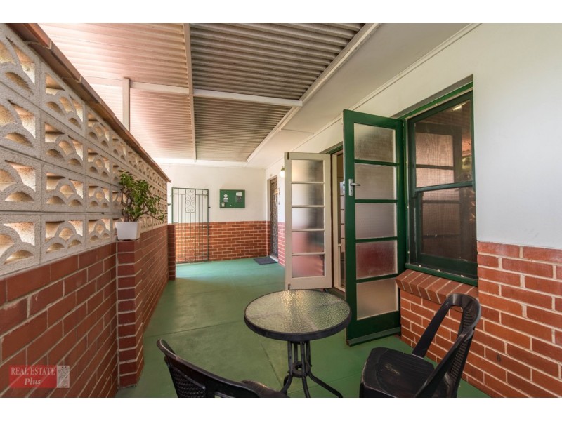 129 Walter Road East, Bassendean WA 6054