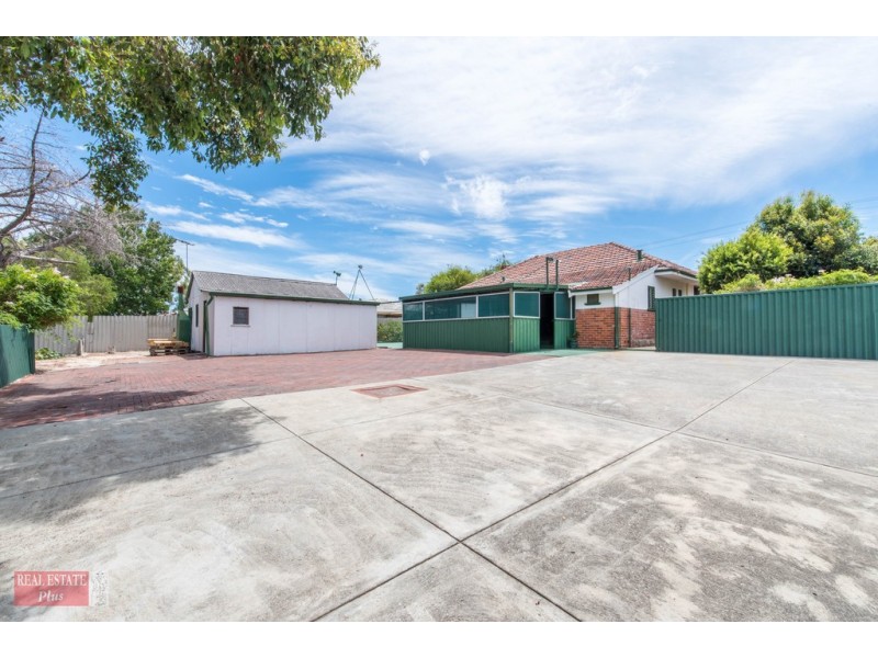 129 Walter Road East, Bassendean WA 6054
