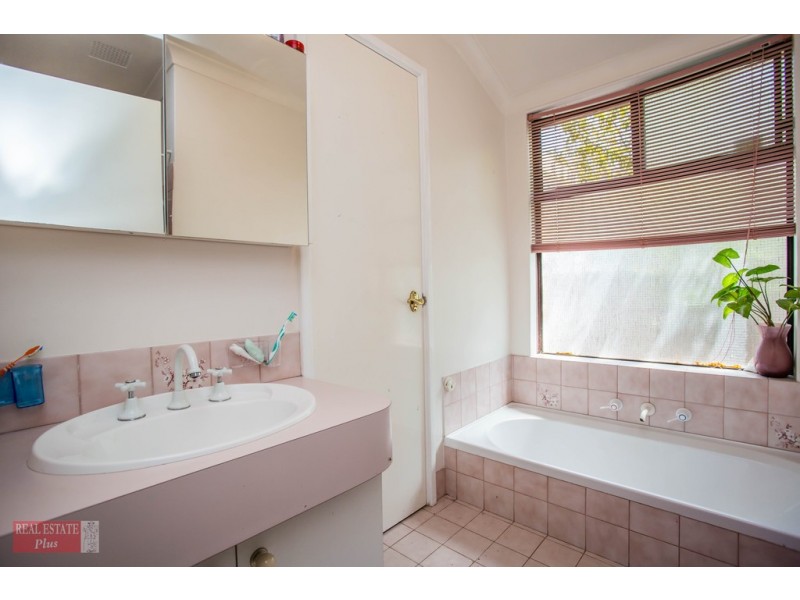 43 Edwards Entrance, Stratton WA 6056