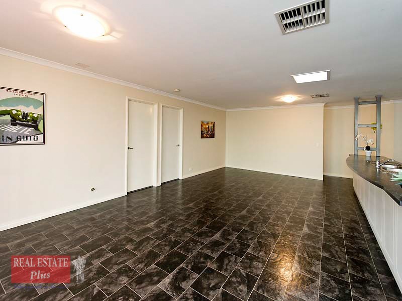 1/34 Kidman Avenue, South Guildford WA 6055