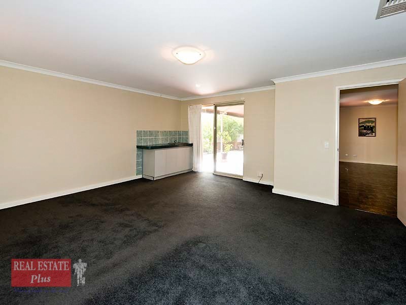 1/34 Kidman Avenue, South Guildford WA 6055