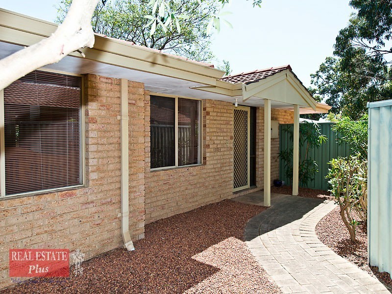 2/2 Blackburn Street, Bellevue WA 6056