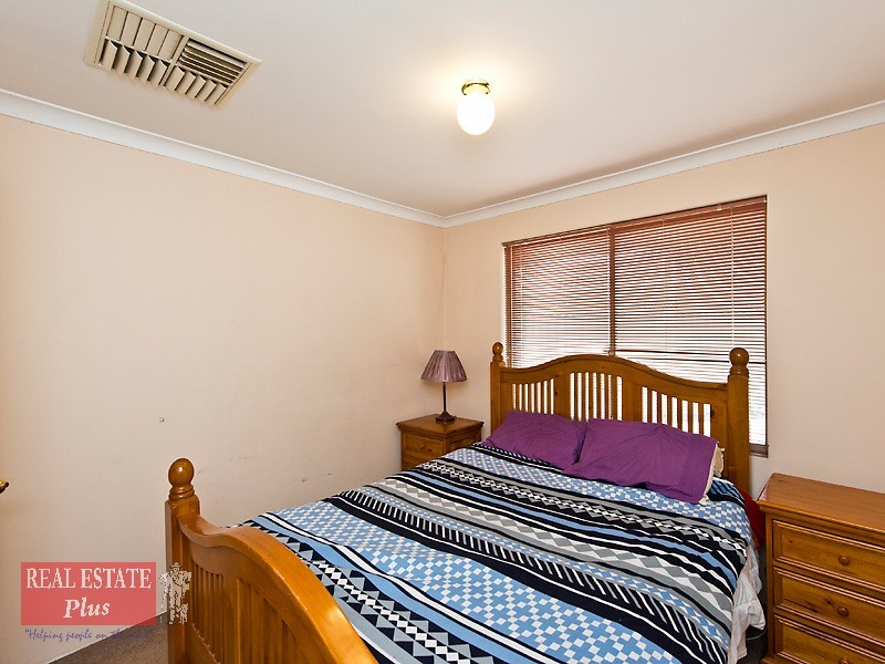 2/2 Blackburn Street, Bellevue WA 6056