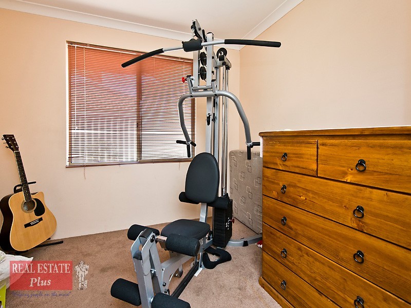 2/2 Blackburn Street, Bellevue WA 6056