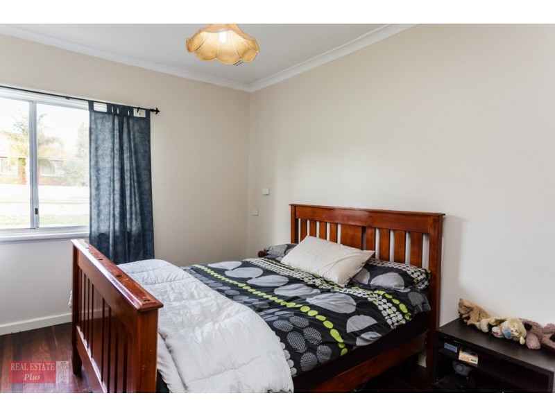 43 Koolgoo Way, Koongamia WA 6056