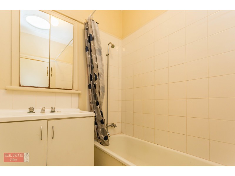 43 Koolgoo Way, Koongamia WA 6056