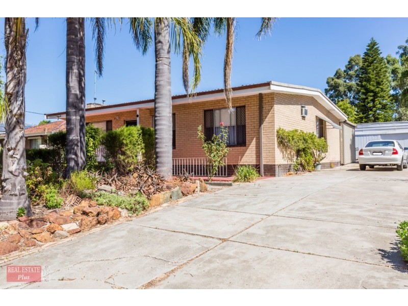 8 Barussela Avenue, Greenmount WA 6056