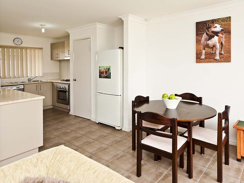 2/39 Ferguson Street, Middle Swan WA 6056