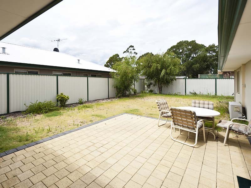 2/39 Ferguson Street, Middle Swan WA 6056