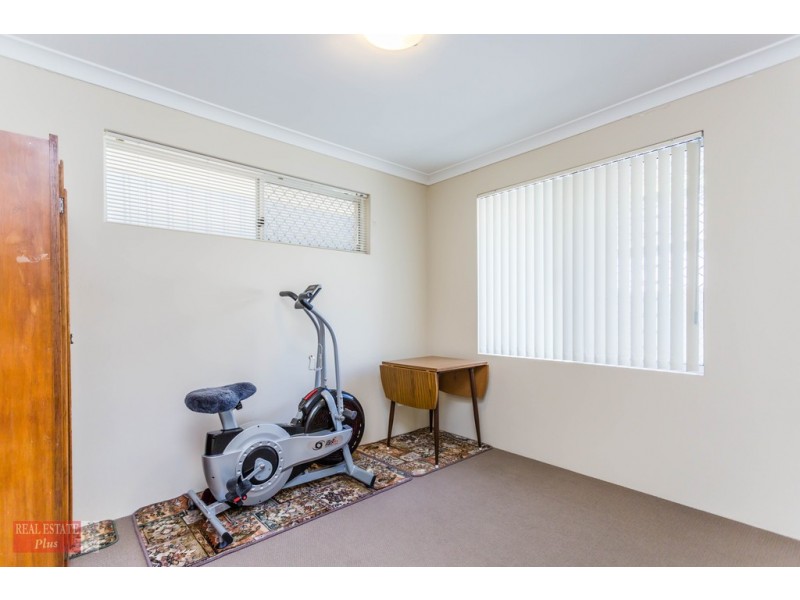 2/18 Scott Street, Greenmount WA 6056