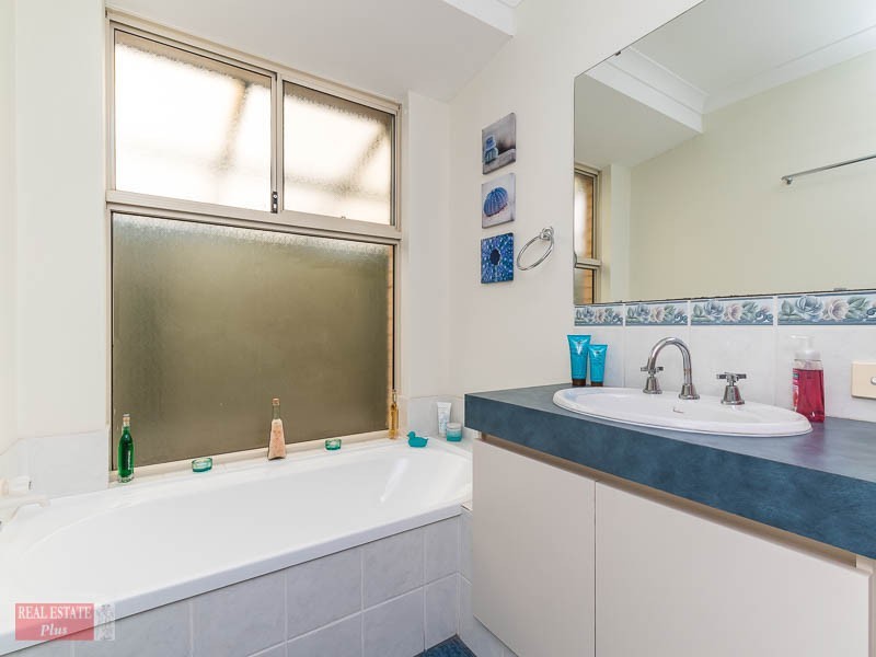 9 Silver Princess Way, Jane Brook WA 6056