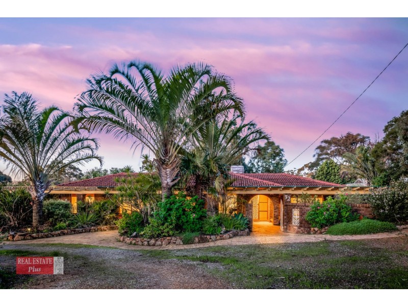 32 Innamincka Road, Greenmount WA 6056