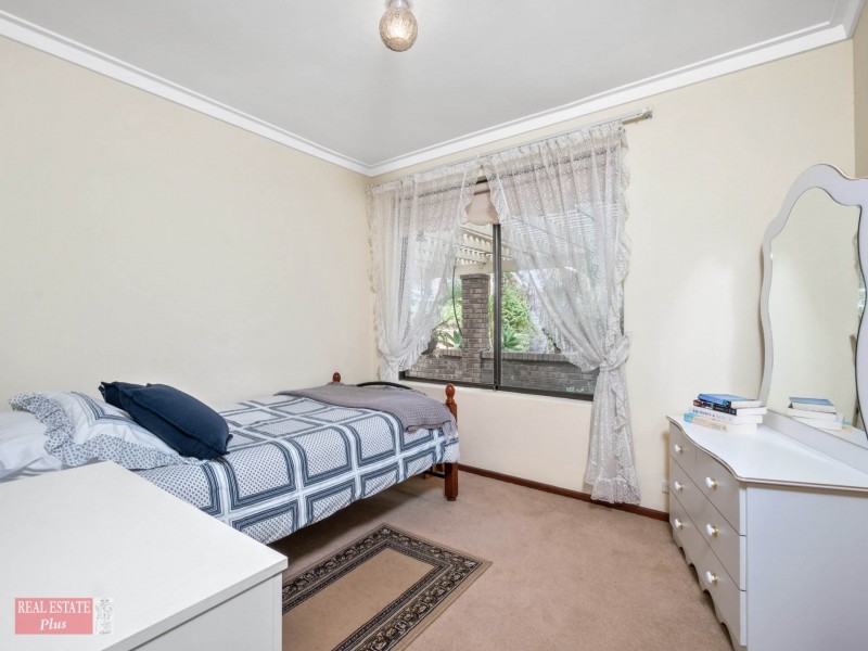 32 Innamincka Road, Greenmount WA 6056