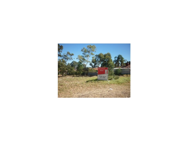 2 Reynolds Drive, Swan View WA 6056