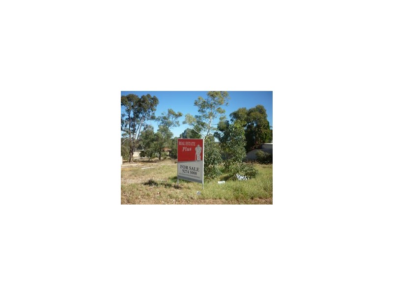 2 Reynolds Drive, Swan View WA 6056