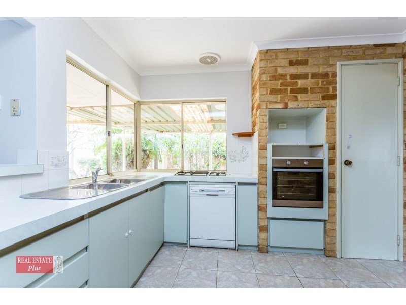 11 Ensign Drive, Swan View WA 6056