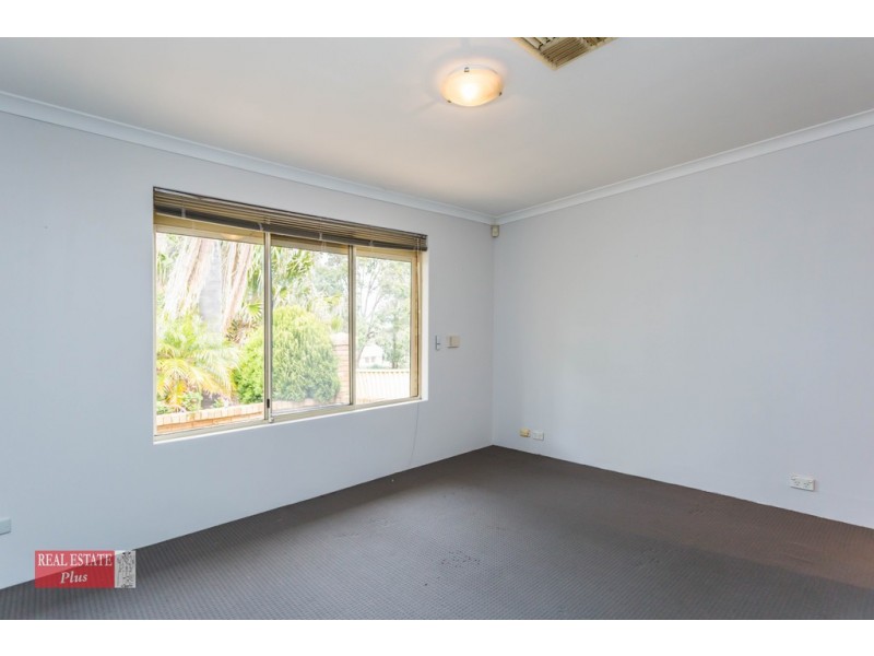 11 Ensign Drive, Swan View WA 6056