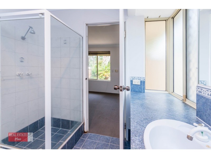 11 Ensign Drive, Swan View WA 6056