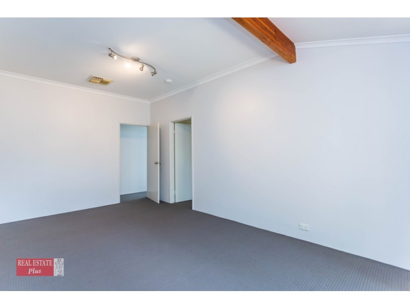 11 Ensign Drive, Swan View WA 6056
