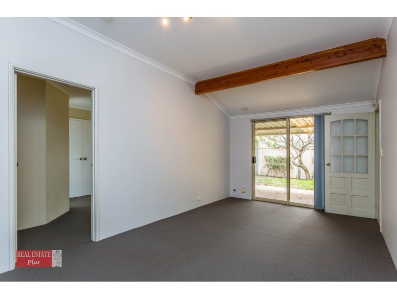 11 Ensign Drive, Swan View WA 6056