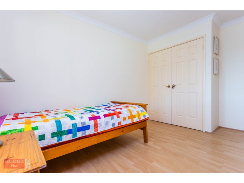 10 Robinia Rise, Helena Valley WA 6056