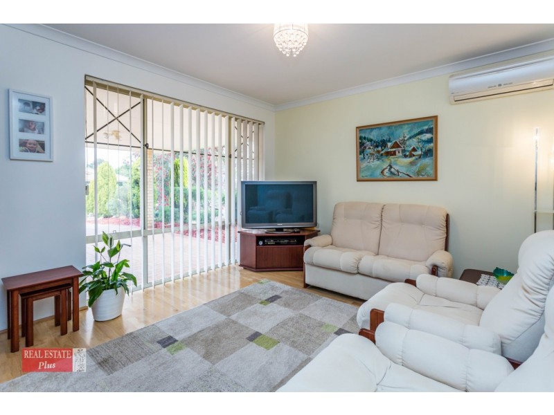 11 Moira Mews, Stratton WA 6056