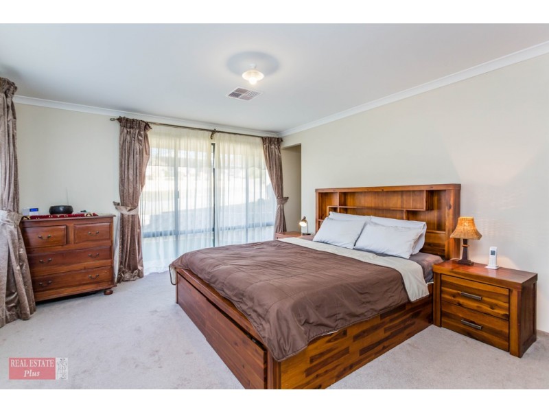 3 Pagnell Way, Swan View WA 6056