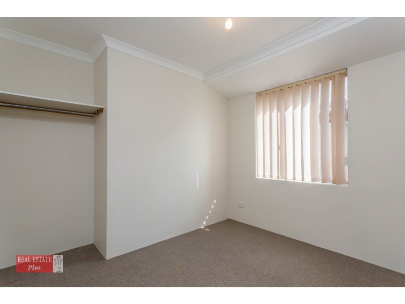 6 Woodview Retreat, Caversham WA 6055