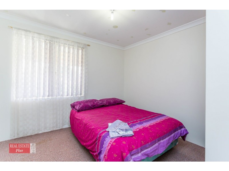 6 Woodview Retreat, Caversham WA 6055