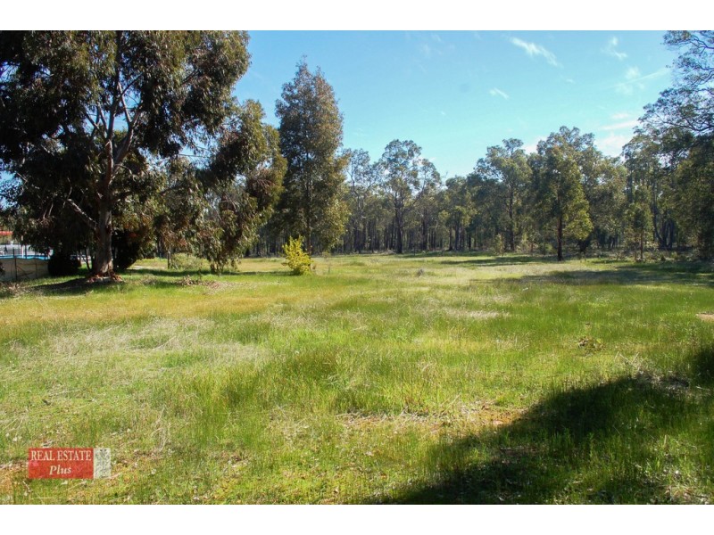 18 Charcoal Lane, Gidgegannup WA 6083
