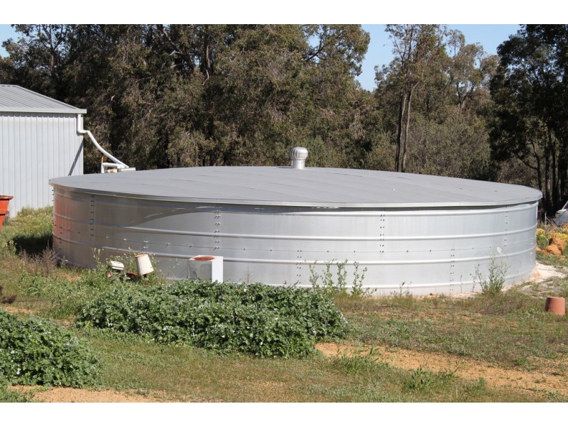 18 Charcoal Lane, Gidgegannup WA 6083