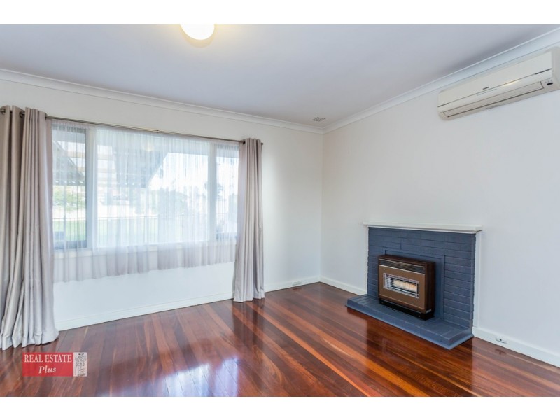 9 Caladenia Way, Koongamia WA 6056
