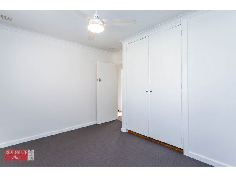 9 Caladenia Way, Koongamia WA 6056