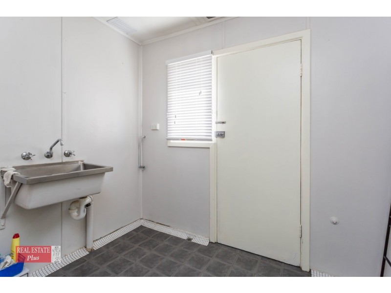 9 Caladenia Way, Koongamia WA 6056