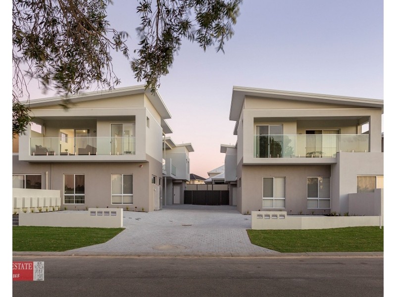 2/24 Aquaviva Circle, Viveash WA 6056