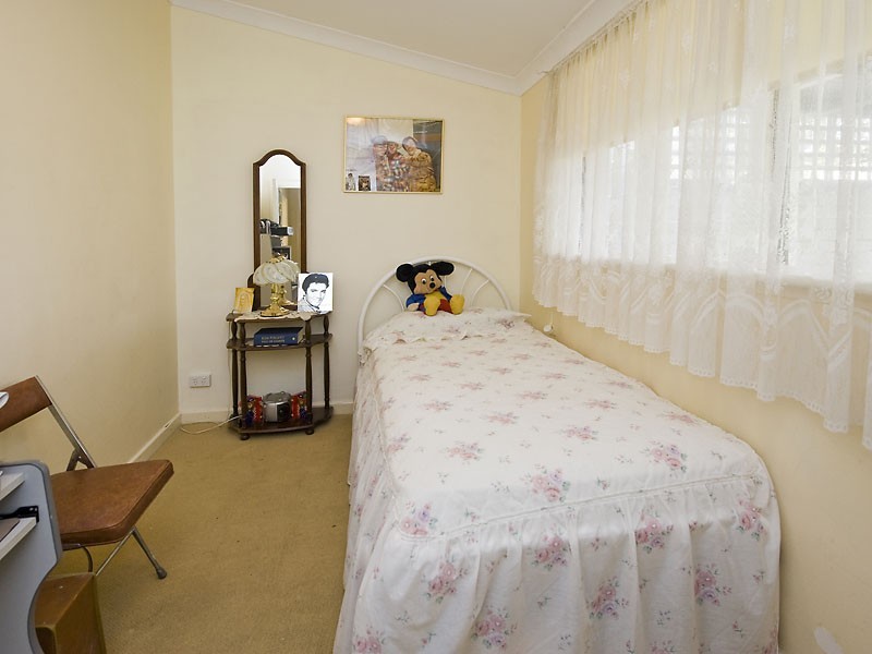 17 Hugh Street, Guildford WA 6055