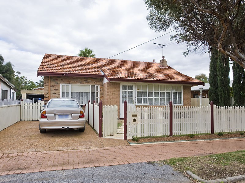 17 Hugh Street, Guildford WA 6055