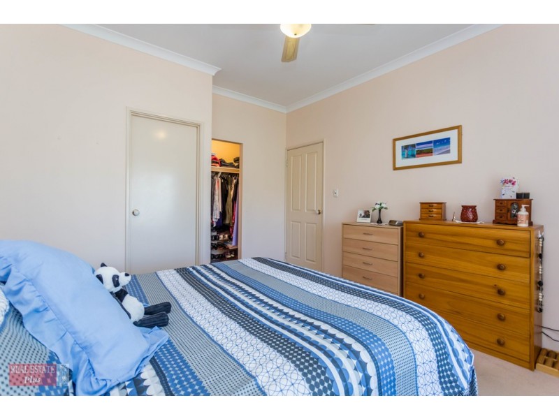 20 Parrotbush Crescent, Ellenbrook WA 6069