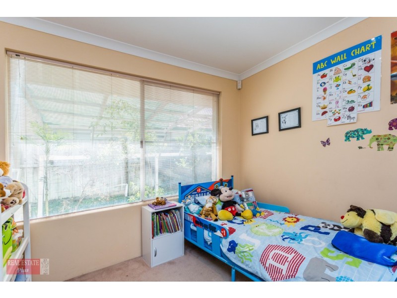 20 Parrotbush Crescent, Ellenbrook WA 6069