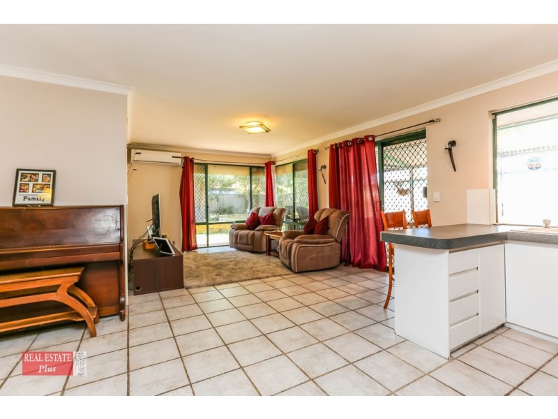 7 Knox Court, Ballajura WA 6066