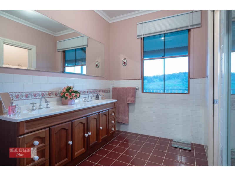 100 Shady Hills View, Bullsbrook WA 6084