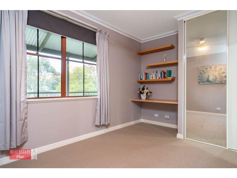 100 Shady Hills View, Bullsbrook WA 6084