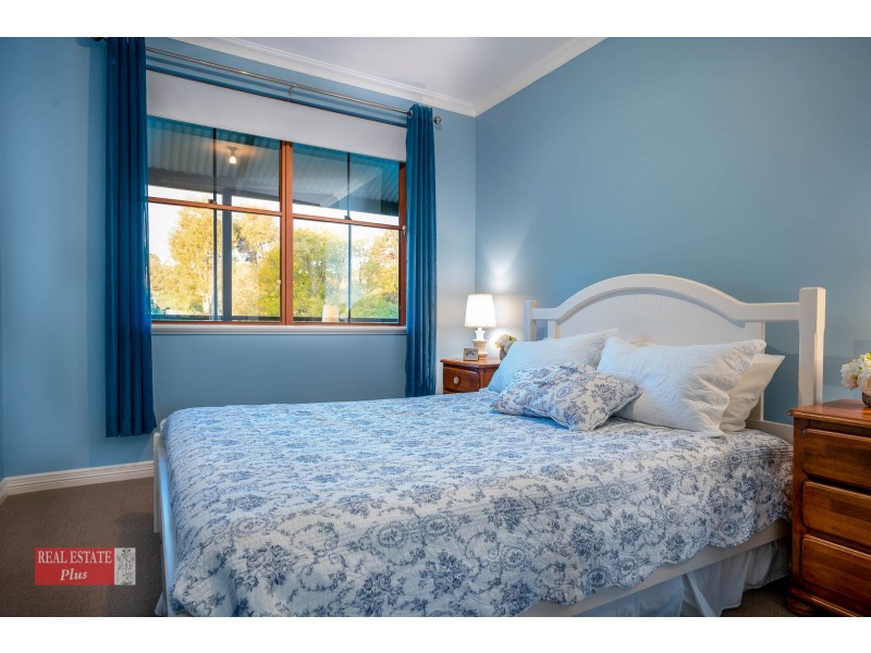 100 Shady Hills View, Bullsbrook WA 6084