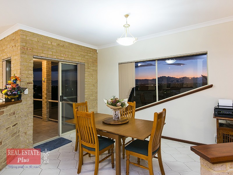 13 Cupello Drive, Swan View WA 6056