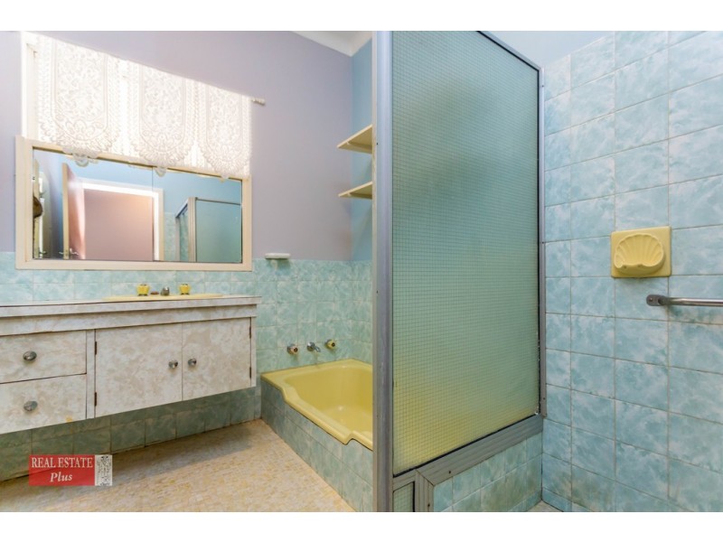 145 Viveash Road, Swan View WA 6056