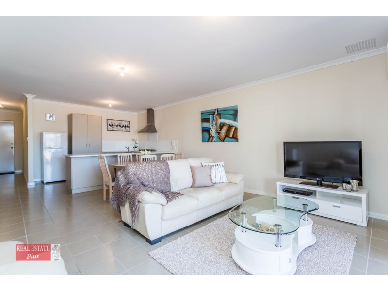 13/61 Elvire Street, Viveash WA 6056