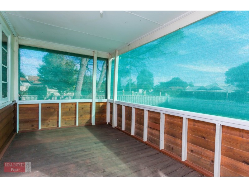 18 Wellaton Street, Midvale WA 6056