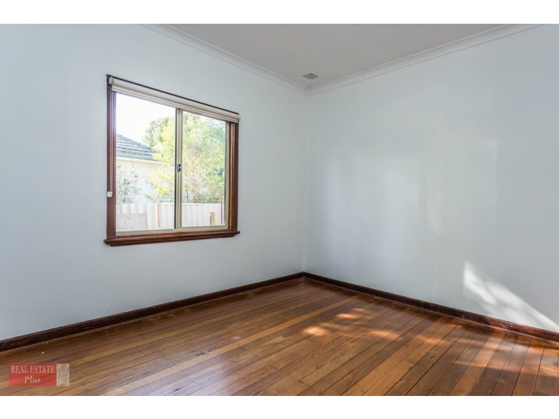 18 Wellaton Street, Midvale WA 6056