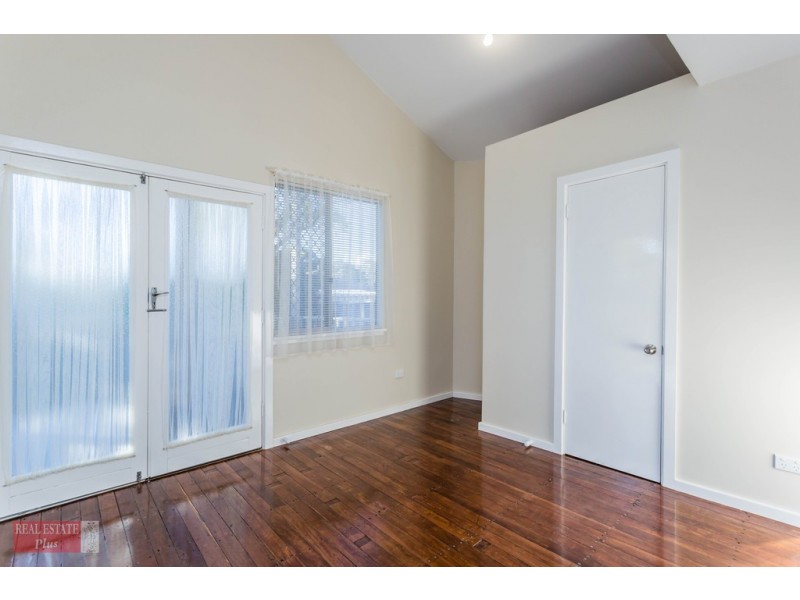 39 Jinda Road, Koongamia WA 6056